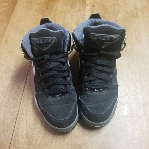 Nike Air Flight Falcons Black Size 8 - Picture 1 of 4